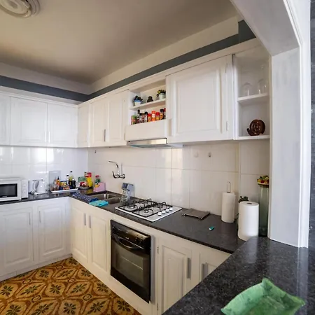 Silos Near Playa La Caleta לוס סילוס