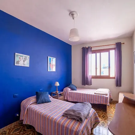 בית נופש Silos Near Playa La Caleta *