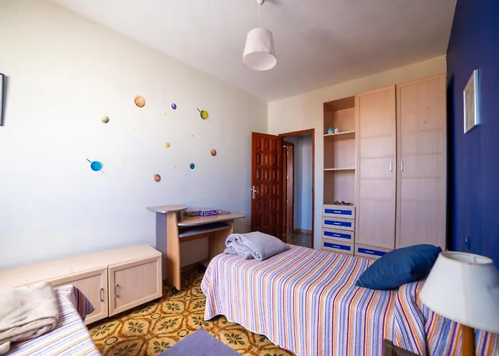 別荘 Silos Near Playa La Caleta ロス・シロス