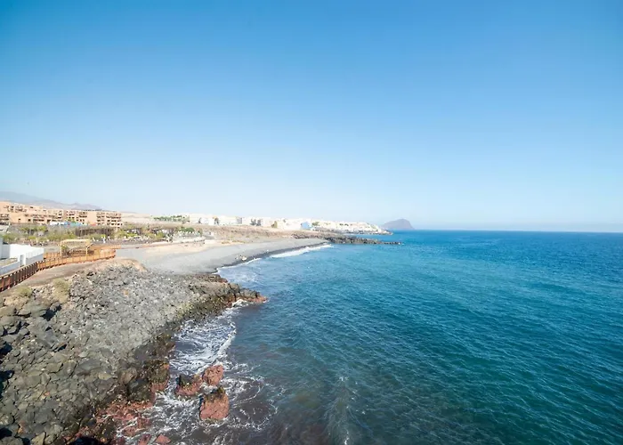 Silos Near Playa La Caleta Holiday home *